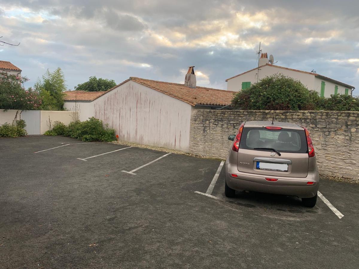 Villa Ma Ré Basse La Flotte Esterno foto